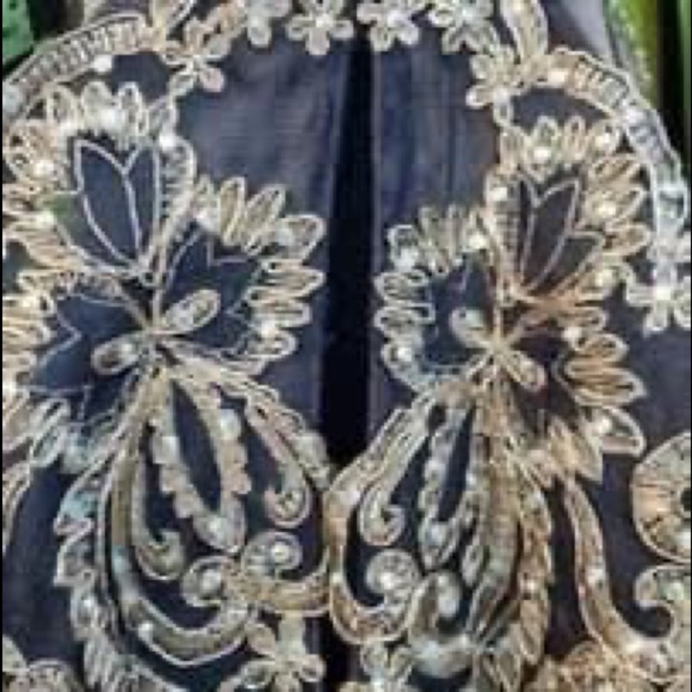 Dress - Picture 3 of 8